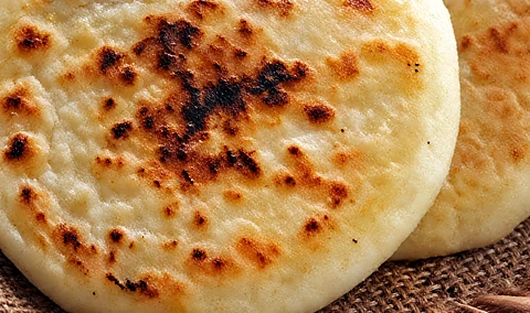 Arepa con Huevo Perico at Tentaciones